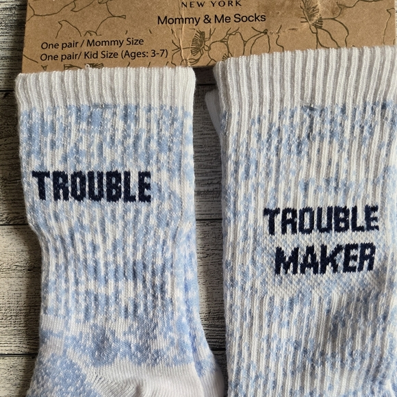 Olivia & Kate Mommy & Me Sock Set - Picture 3 of 3